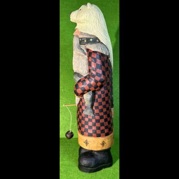 Williraye Studios Folk Art ~ 15" NORTHWOODS SANTA (Polar Bear Cap) WW2532 NIB - Picture 7 of 9